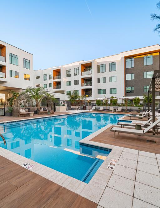 Luxury pool and spa at Residences Kierland Apartments